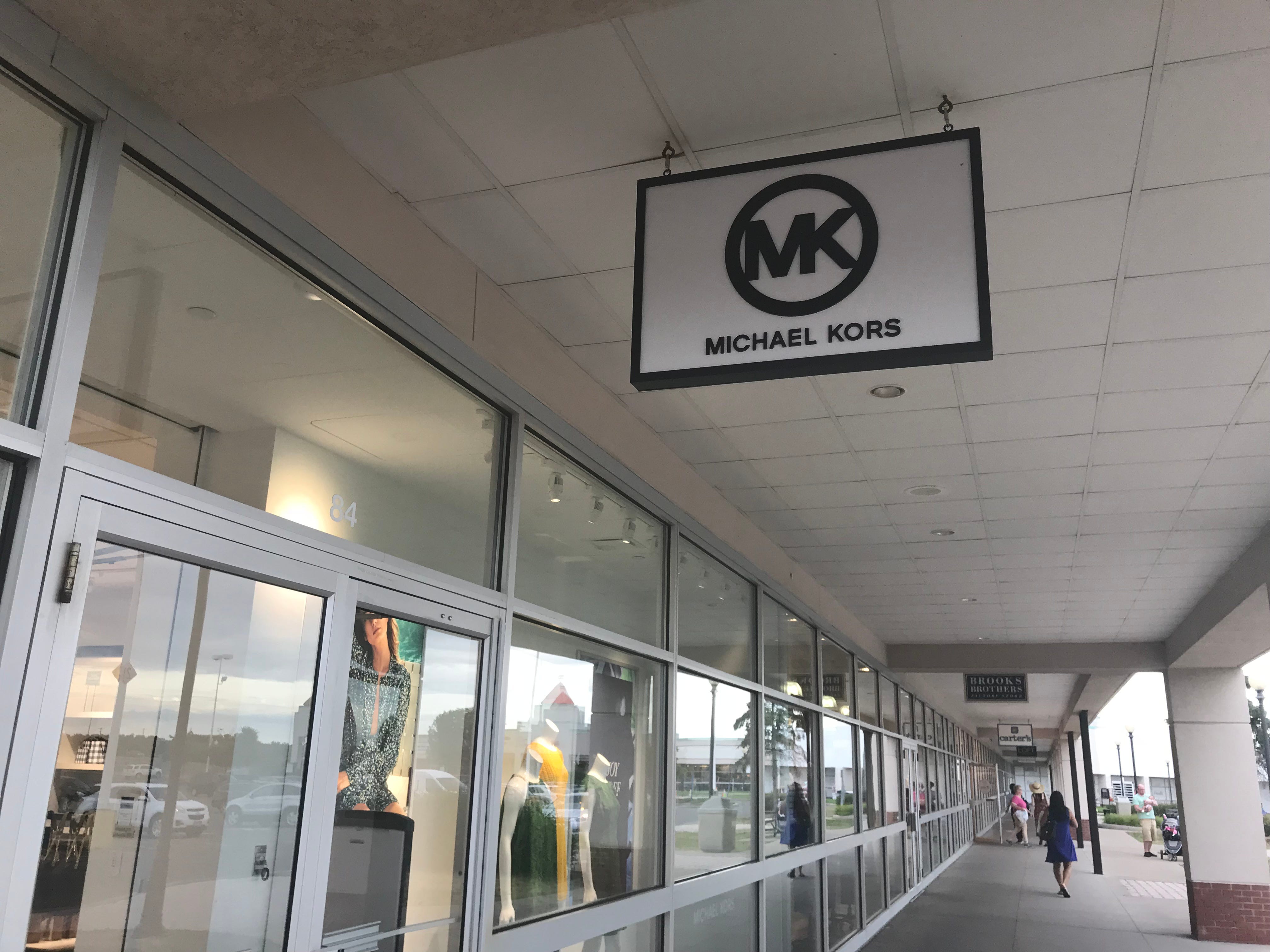 michael kors in square one mall